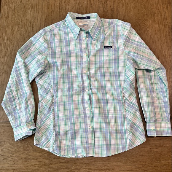 Columbia Sportswear Company Tops - Columbia Women’s PFG Button Down Shirt Size Large Plaid